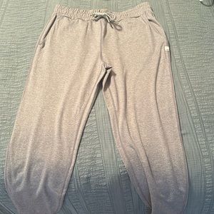 Vuori Performance Joggers, Size small, like new!